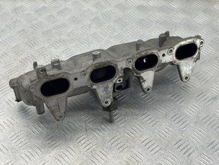 Коллектор впускной 06H133201S Audi A4