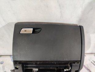 Бардачок / ящик для речей 4G1880302A Audi A6