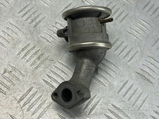 Клапан 06E131101E Audi A6