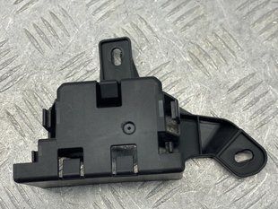 Кронштейн 8W0907113 Audi A4 Allroad