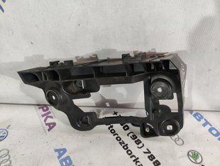 Направляюча заднього бампера права 3C8807394D Volkswagen CC Volkswagen CC