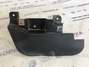 Брызговик 4L0854815 Audi Q7