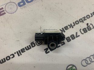 Датчик удару 988303JA0A Infiniti Q50