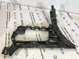 Направляющая заднего бампера правая 3C8807394C Volkswagen CC Volkswagen CC