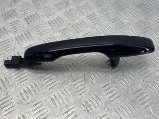 Ручка двери с бесключевым доступом внешняя 31408436 Volvo XC60