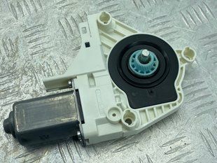 Мотор стеклоподъемника 8K0959801B Audi A7