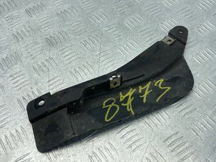 Спойлер колісної акри 4M0807547D Audi Q7