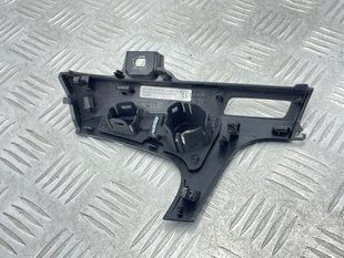 Накладка 4M1853241E Audi Q7