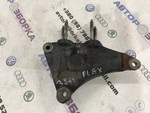 Кронштейн опори двигуна 8M8E6A003BB Ford Flex