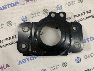 Кронштейн опори двигуна 30784277 Volvo XC60