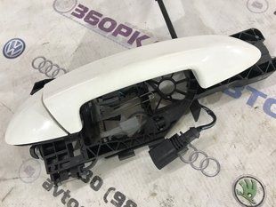 Ручка дверей зовнішня 3С8839885 Volkswagen CC