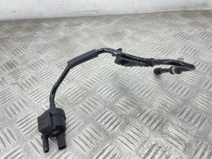 Клапан вентиляції паливного бака 06J133781CA Volkswagen Tiguan