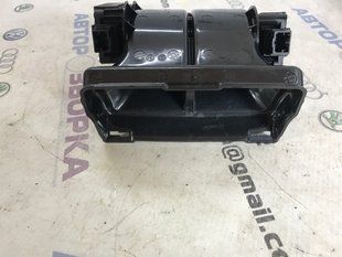 Дефлектор повітропроводу Audi A6