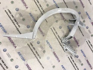 Петля кришки багажника 465327302b Audi A6