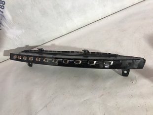 Светодиодный указатель поворота переднего бампера S-line левый 4L0953041E Audi Q7 Audi Q7