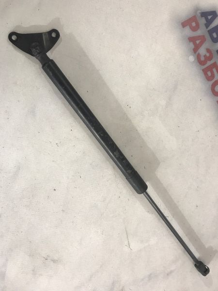 Газовий упор багажника 5N0827550D Volkswagen Tiguan