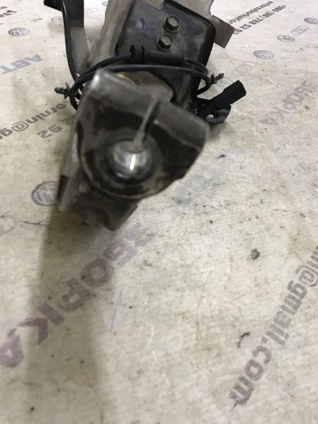 Поворотный кулак / Цапфа 400154GA0A Infiniti Q50
