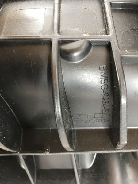 Коллектор впускной bm5g9424e Ford Escape