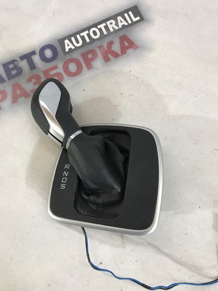 Ручка важеля селектора КПП CJ5P7E034AAW Ford Escape