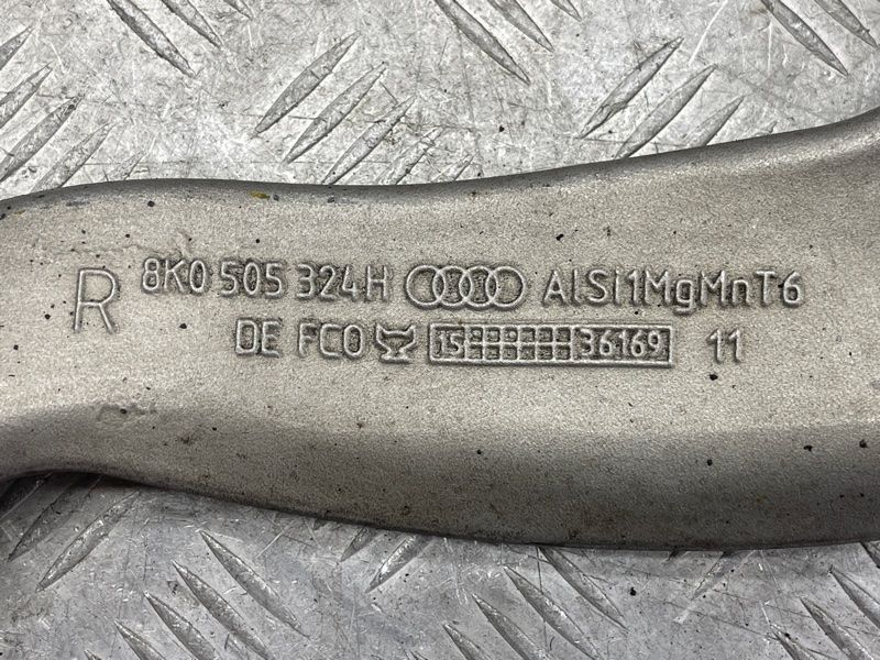 Важіль задньої підвіски поперечний верхній правий 8K0505324H Audi A6 Audi A4, Audi A4 Allroad, Audi A5, Audi A6, Audi A7, Audi A8, Audi Q5, Audi RS5, Audi RS7, Audi S4, Audi S5, Audi S6, Audi S7, Audi S8, Audi SQ5