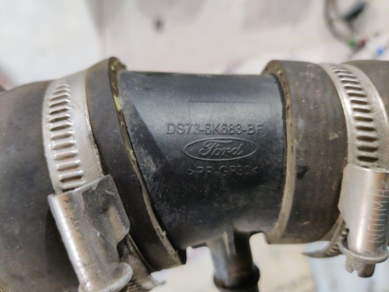 Патрубок інтеркулера FS7Z6K683A Ford Fusion