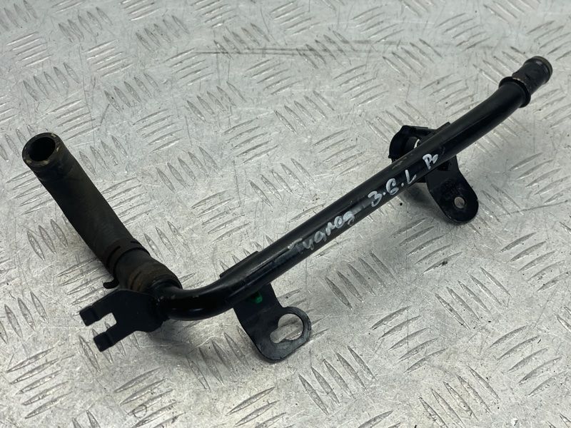 Патрубок 03H121065D Volkswagen Touareg