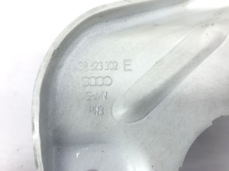 Петля капота 4G8823302E Audi A6