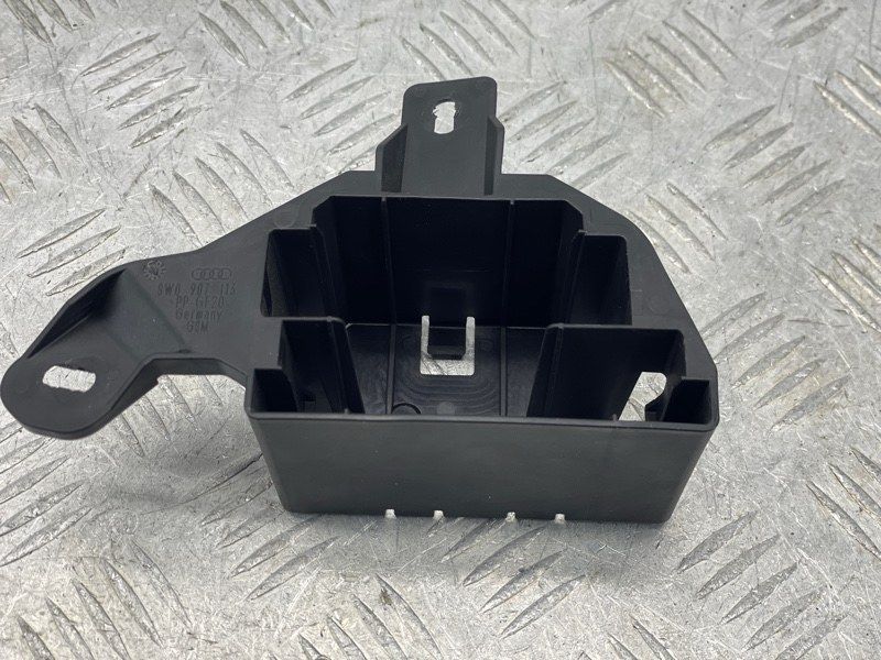 Кронштейн 8W0907113 Audi A4 Allroad