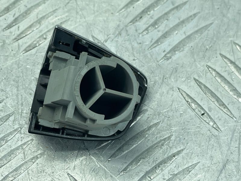 Ковпачок ручки дверей з хромованою накладкою 4H0837880C Audi A7