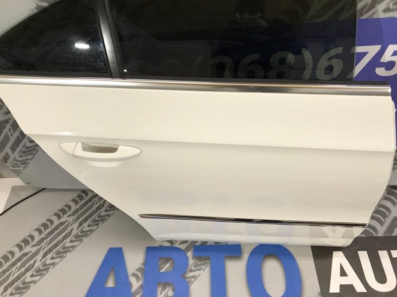 Двері 3C8833056E Volkswagen CC