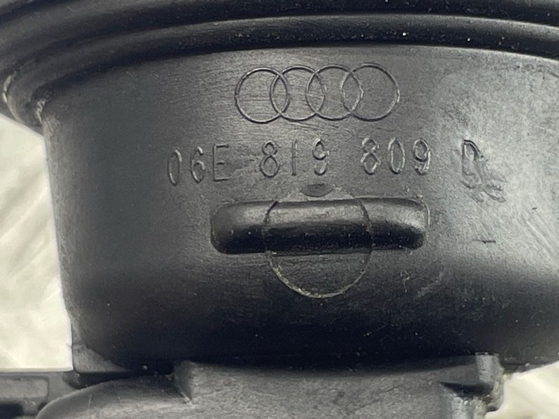 Регулюючий клапан системи охолодження 06E819809D Audi Q7