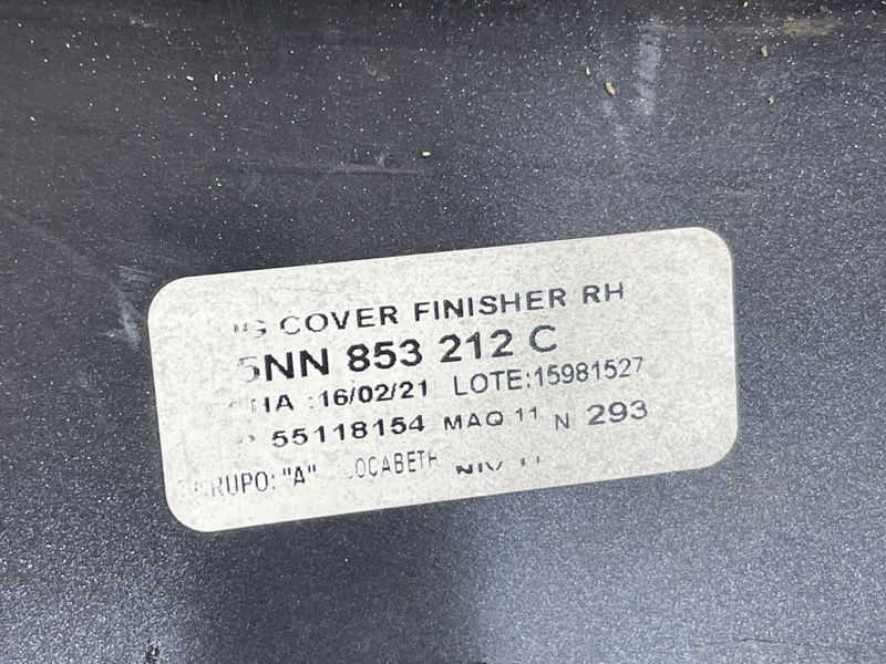 Заглушка бампера 5NN853212C Volkswagen Tiguan