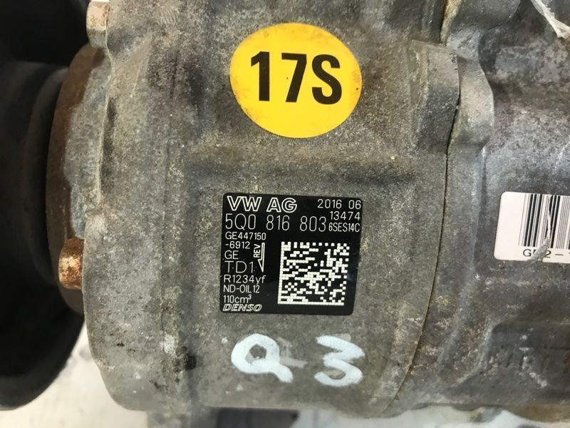 Компрессор кондиционера 5Q0816803 Audi Q3