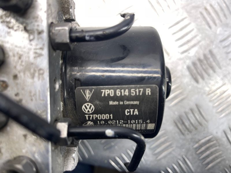Блок ABS 7P0614517R Volkswagen Touareg