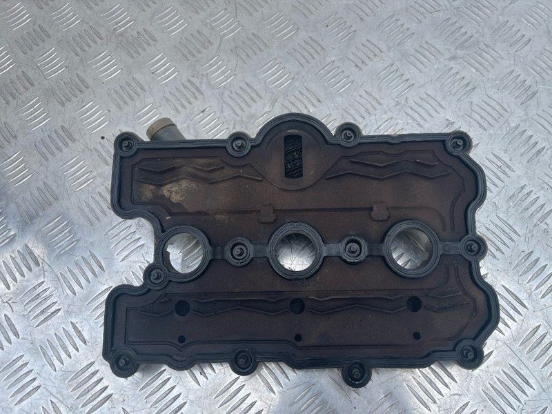 Клапанная крышка левая 06E103471P Audi Q7 Audi A4, Audi A5, Audi A6, Audi A7, Audi A8, Audi Q5, Audi Q7, Audi S4, Audi S5, Audi SQ5