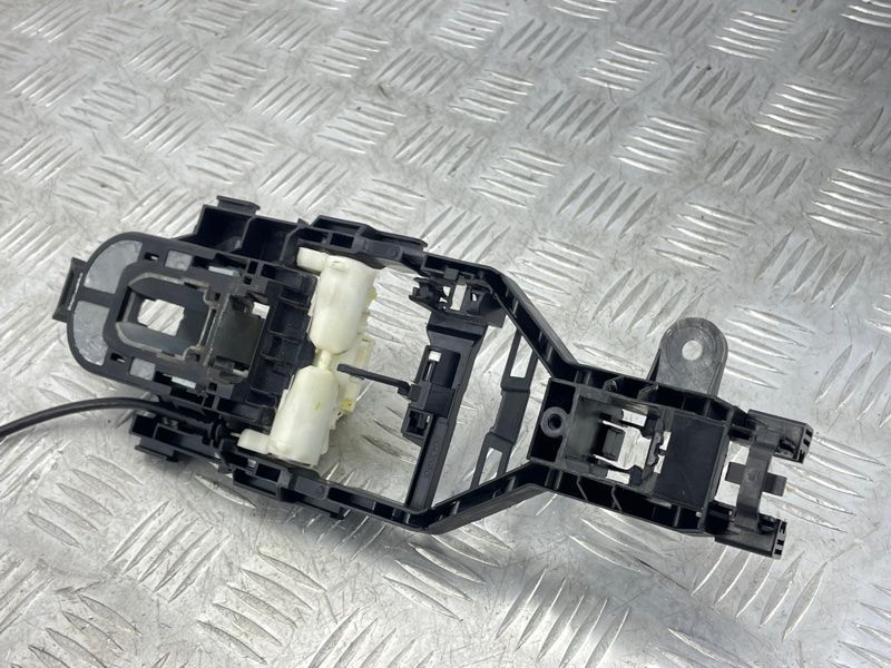 Кронштейн ручки 31378251 Volvo XC60