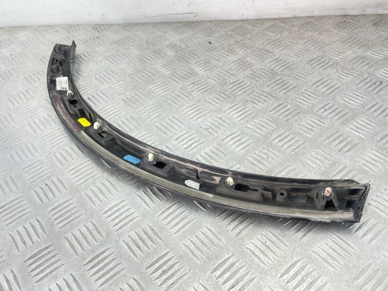 Розширювач / накладка арки крила 4M0853818F Audi Q7