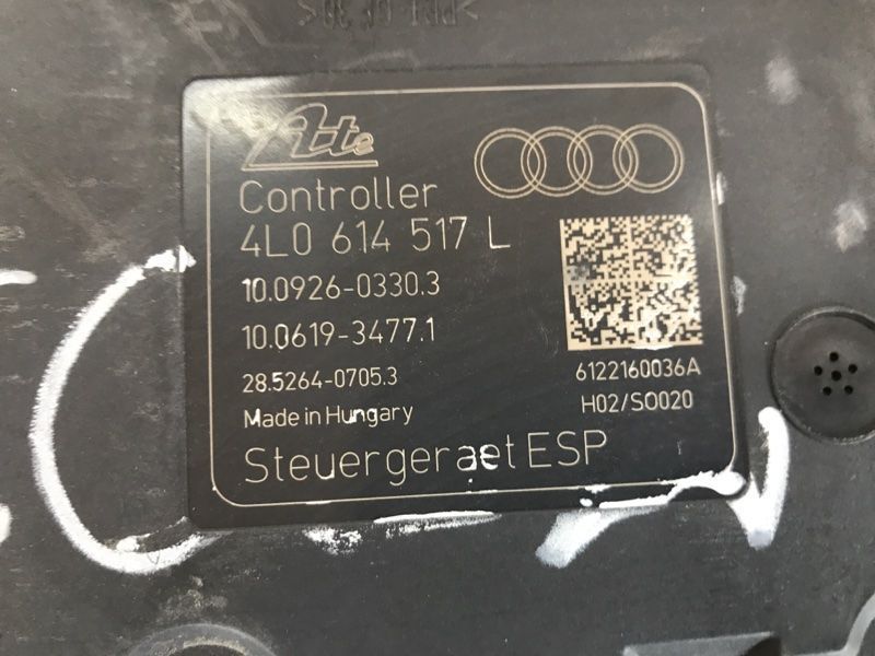 Блок ABS 4L0614517L Audi Q7
