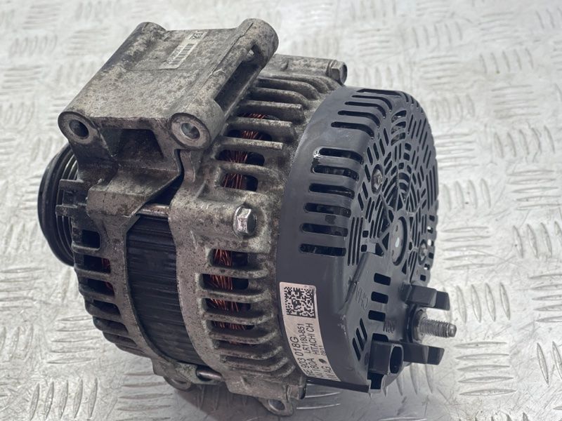 Генератор 06E903018G Audi A6