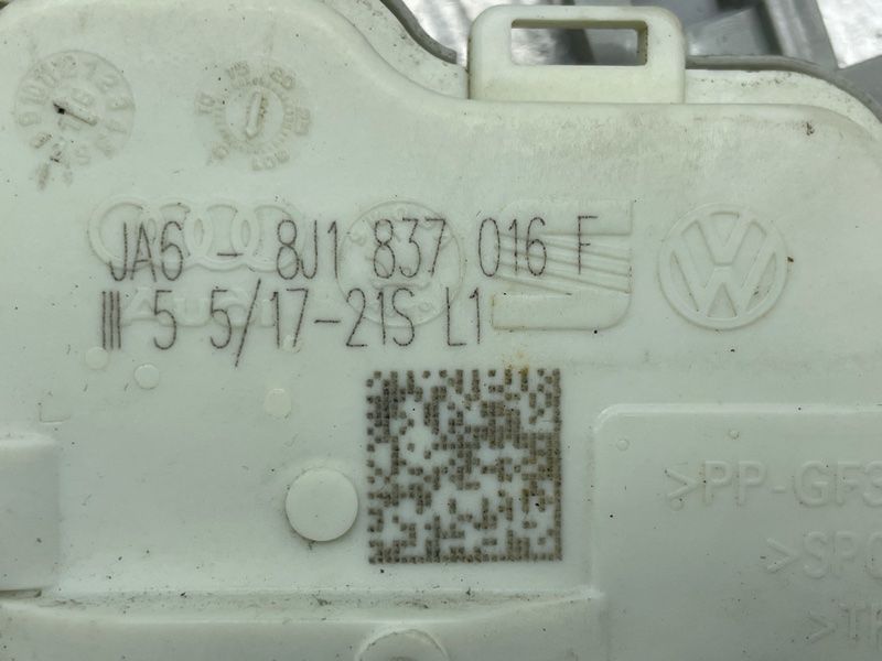 Замок двери 8J1837016F Audi Q7
