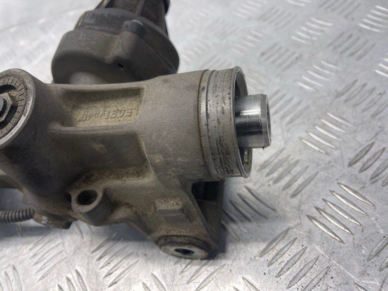 Рульова рейка 4M1423055T Audi Q7