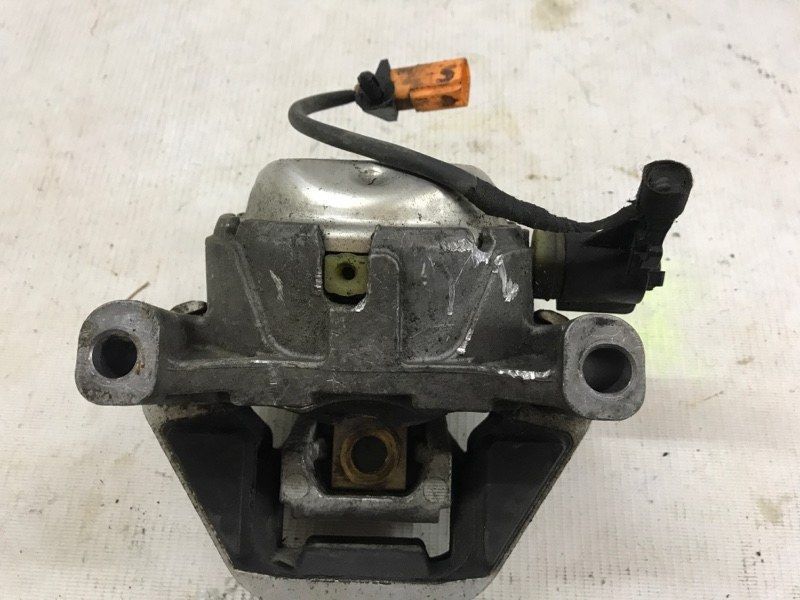 Подушка двигуна 4G0199381LB Audi A8