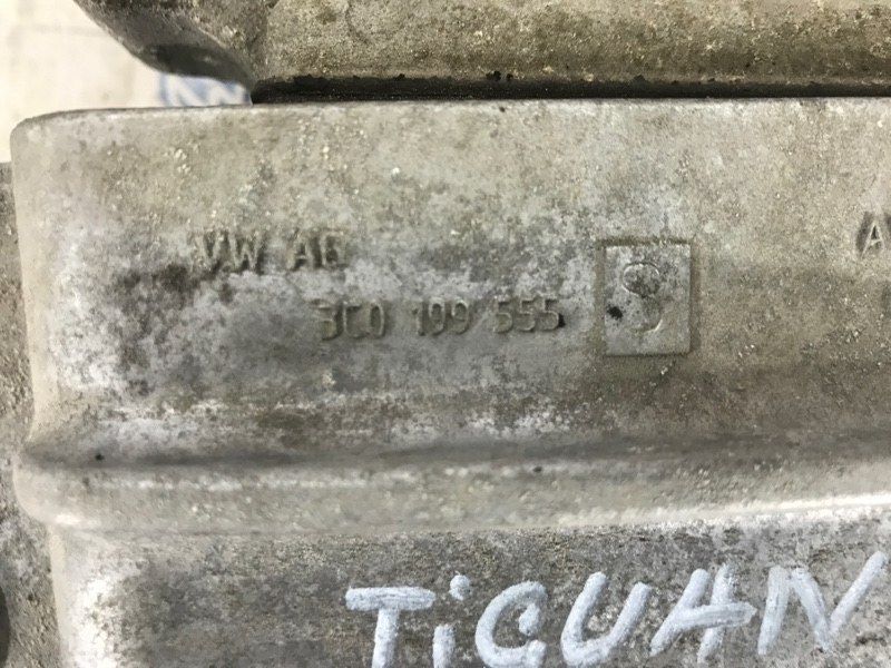 Опора / Подушка КП 3C0199555S Volkswagen Tiguan