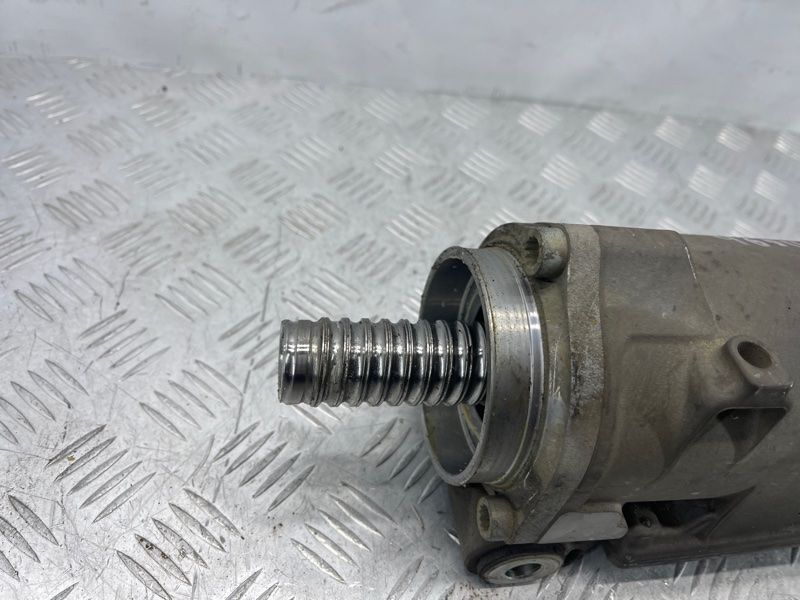 Рульова рейка 4M1423055T Audi Q7