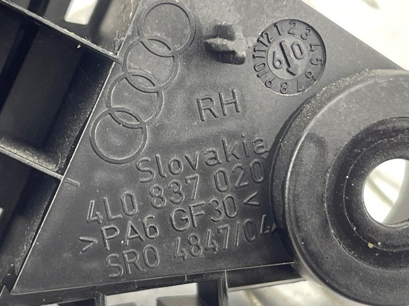 Ручка дверей внутрішня 4L0837020 Audi Q7