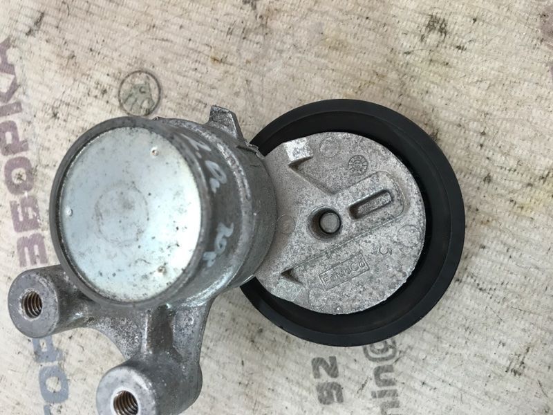 Ролик натяжний K2GE6A228DA Ford Escape