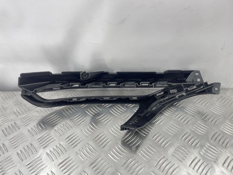 Повітропровід бампера 4M0807157D Audi Q7