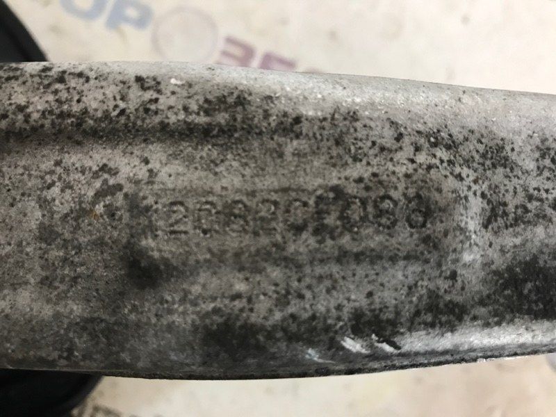 Поворотный кулак / Цапфа 4G0407242C Audi A6