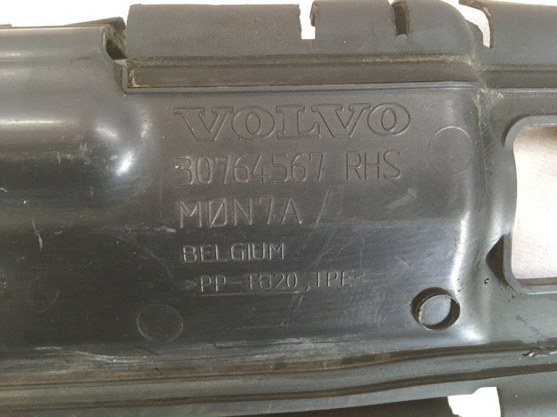 Воздуховод радиатора 30764567 Volvo XC60