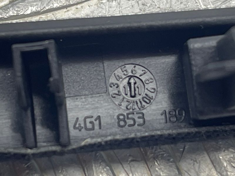 Накладка Audi A6